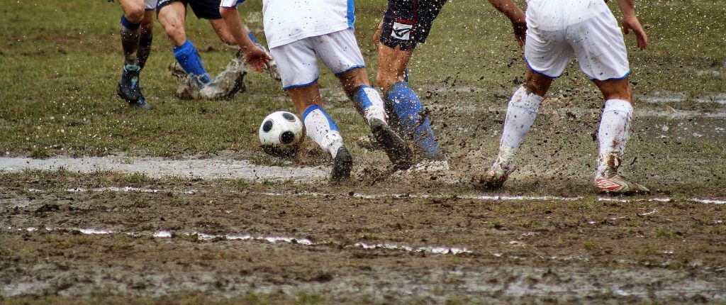 Agents sportifs sans licence et intermédiaire dans le domaine du football 